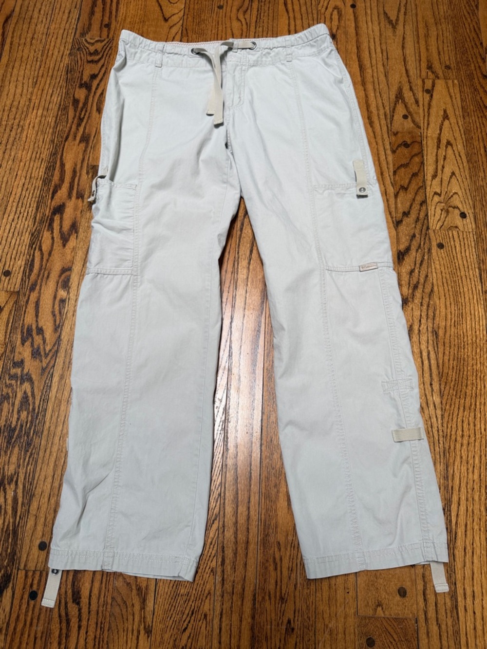 Columbia sz M 100% Cotton vertical seams adj ankle beige hiking pants
